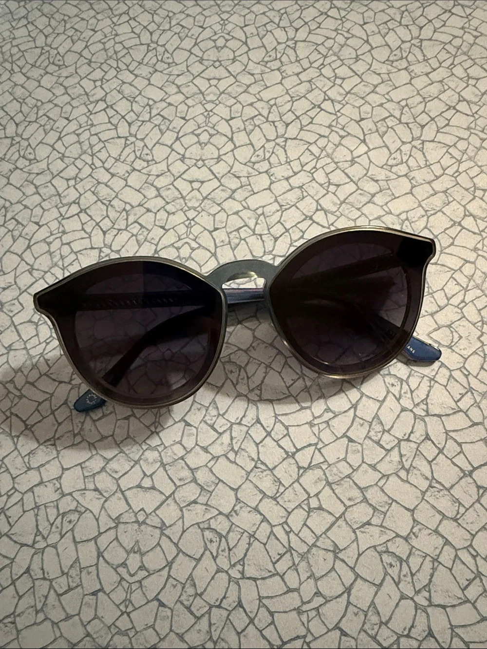 KREWE Cat Eye Sunglasses in Purple and Black